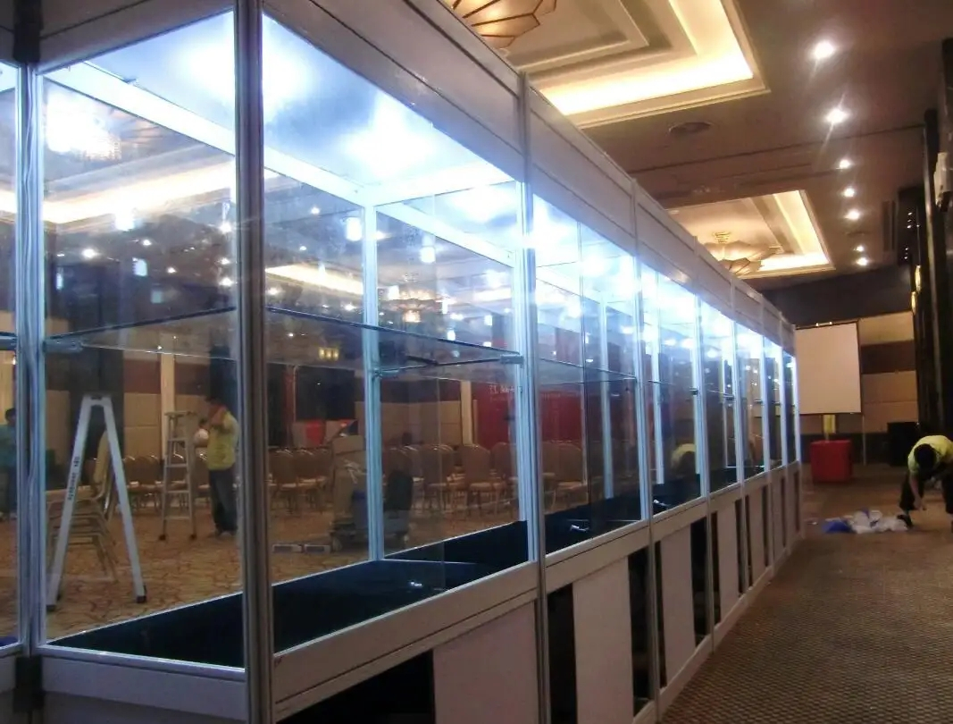 展柜和展架區(qū)別在哪里？